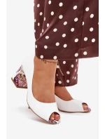 Kožené lodičky s ozdobným podpatkem Lewski Shoes model 21704096 bílé - Boto