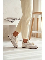 Semišové Dámské Tenisky model 22073044 Šedé - VINCEZA