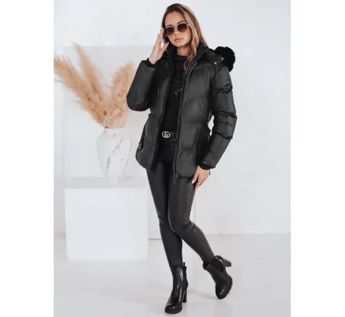 Dámská zimní prošívaná bunda s kapucí černá model 21990766 - Dstreet Dámská zimní prošívaná bunda s kapucí černá model 21990766 - Dstreet