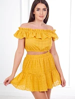 Vyšívaná souprava s hořčicovou halenkou s puntíky