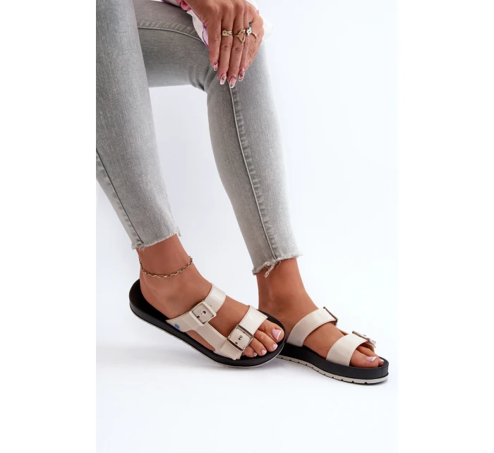 Dámské žabky na ploché podrážce model 21661882 Bežové - Zaxy