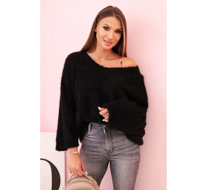 Dámský svetr z model 21272127 volného střihu s výstřihem do V černý - K-Fashion Dámský svetr z model 21272127 volného střihu s výstřihem do V černý - K-Fashion