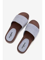 Dámské pantofle se zlatými sponami modré model 21918761 - Boto Dámské pantofle se zlatými sponami modré model 21918761 - Boto