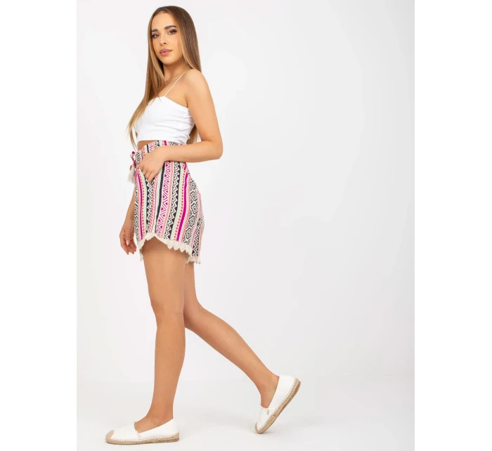 Šortky D73771M62233KA vícebarevné Šortky D73771M62233KA vícebarevné