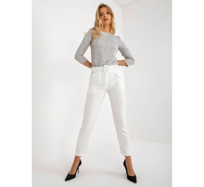 Ecru klasické látkové kalhoty Giulia s délkou ke kotníkům (DHJ-SP-12787.21X) Ecru klasické látkové kalhoty Giulia s délkou ke kotníkům (DHJ-SP-12787.21X)