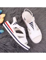 Sandály na platformě Rieker W V02Y5 white Sandály na platformě Rieker W V02Y5 white