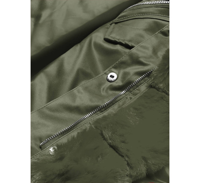 Dámská bunda parka v army barvě s kožešinou (5M762-136)