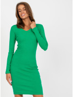 Základní zelené pruhované šaty nad kolena