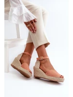 Pohodlné dámské sandály na klínu Světle růžová model 21585415 - EVENTO Pohodlné dámské sandály na klínu Světle růžová model 21585415 - EVENTO