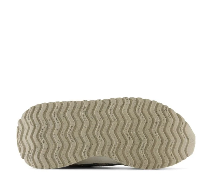 Boty W model 21167339 - New Balance