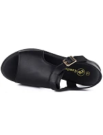 Dámské kožené sandály černé model 22099485 Dámské kožené sandály černé model 22099485