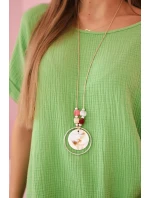 Mušelínová halenka s náhrdelníkem oliva