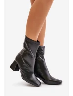 Hladké Dámské Botky Na Podpatku Z Eko Kůže Černé model 21677336 - Boto Hladké Dámské Botky Na Podpatku Z Eko Kůže Černé model 21677336 - Boto