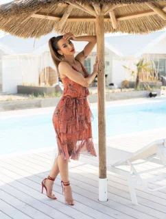 model 17571158 Brown šaty - Merribel