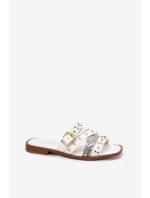 Ozdobené dámské sandály na plochém podpatku s pásky a sponou bílé model 21699557 - Boto