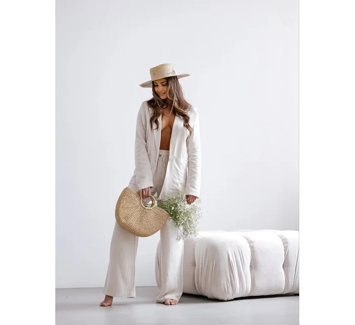 Béžový dámský oblek se model 19673956 - Moon Béžový dámský oblek se model 19673956 - Moon