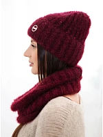 Dámská souprava čepice a model 22554837 z úpletu bordó - K-Fashion Dámská souprava čepice a model 22554837 z úpletu bordó - K-Fashion