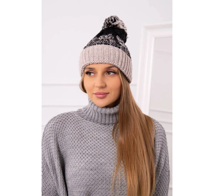 Dámská čepice s bambulí Abigail K326 black+beige Dámská čepice s bambulí Abigail K326 black+beige