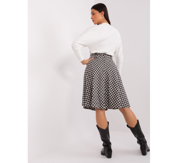 Dámská pletená sukně LK SD  Bílá s černou  model 19366020 - FPrice