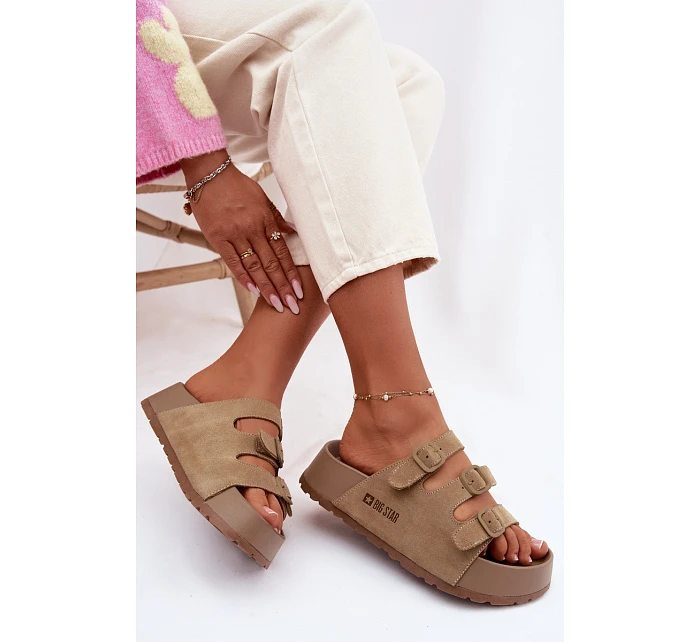 Dámské pantofle na masivní platformě s model 22069656 Big Star Béžové - Big Star Shoes Dámské pantofle na masivní platformě s model 22069656 Big Star Béžové - Big Star Shoes