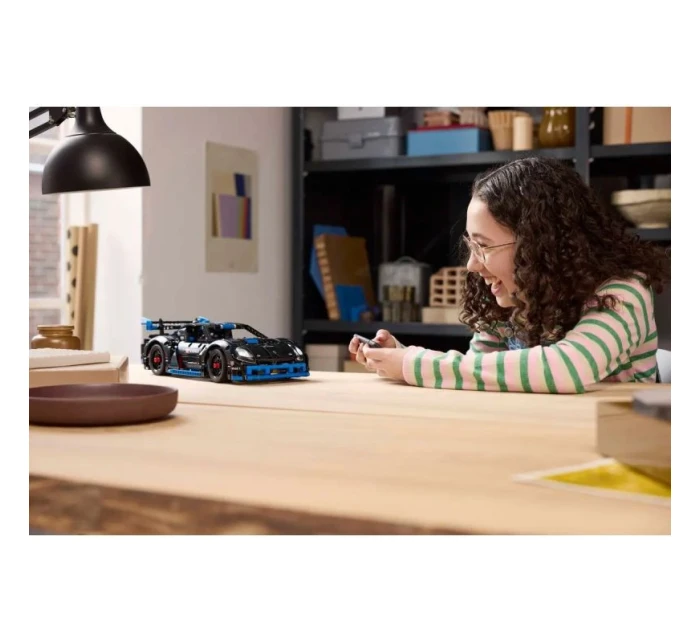 LEGO Technic 42176 Závodní vůz Porsche GT4 e-Performance