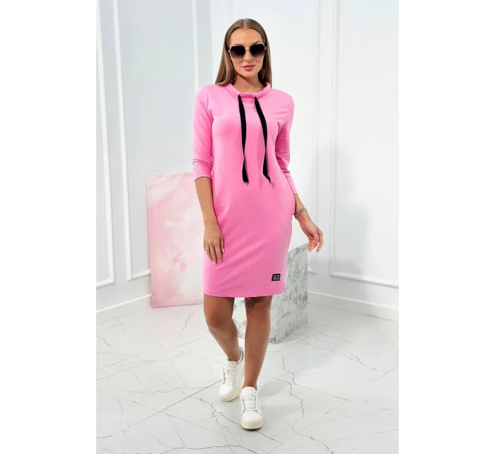 Šaty s vázaným výstřihem růžový Šaty s vázaným výstřihem růžový