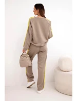 Dámský teplákový komplet Masełko s lampasy a volnou mikinou fango