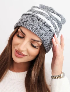 Dámská zimní čepice z vlny v hrubém pletení a pruhy K465 šedá + bílá