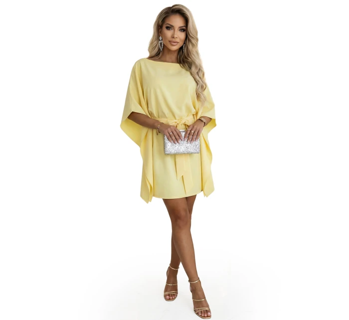 287-41 SOFIA Motýlí šaty se zavazováním v pase - pastelový citron