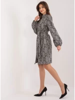 Šaty LK SK 509526 1.06 šedá černá Šaty LK SK 509526 1.06 šedá černá
