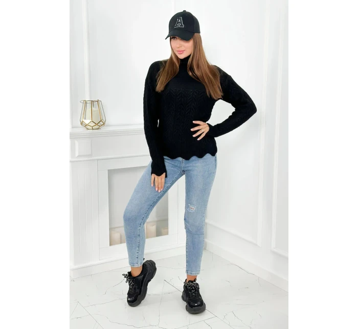 Svetr s ozdobným volánkem černý