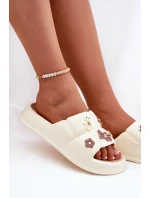 Pěnové Pantofle S Ecru model 21694131 - Boto Pěnové Pantofle S Ecru model 21694131 - Boto