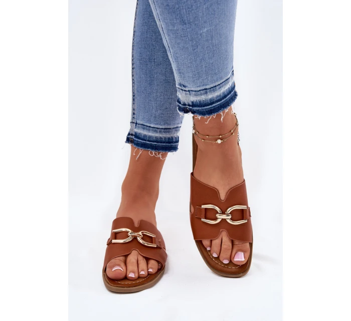 Dámské Plné Sandály S Dekorativním Detalem Hnědé model 21697826 - EVENTO Dámské Plné Sandály S Dekorativním Detalem Hnědé model 21697826 - EVENTO