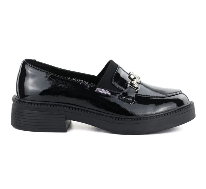 Dámské kožené mokasíny na silné podrážce černé Vinceza 39985