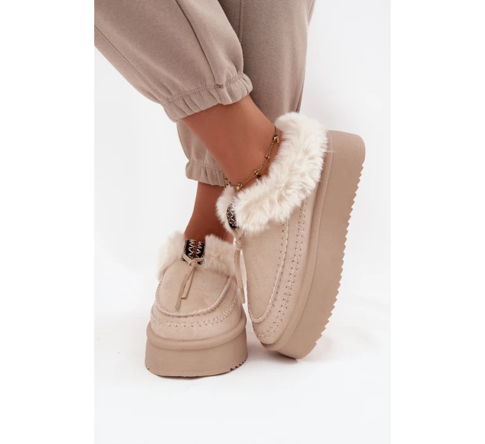 Dámské zimní boty s kožíškem na platformě béžové model 21714853 - Boto Dámské zimní boty s kožíškem na platformě béžové model 21714853 - Boto