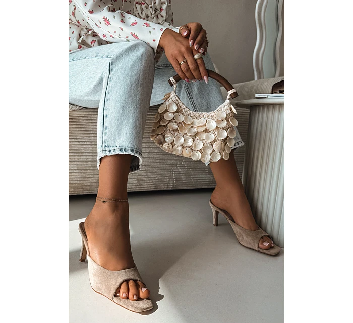 Dámské pantofle na podpatku Béžové model 22092036 - Boto