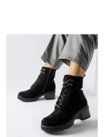 Boty na podpatku model 205852 Solea Boty na podpatku model 205852 Solea