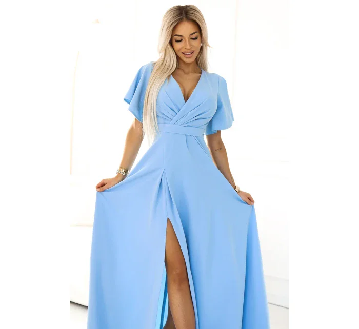 dlouhé šaty s rozparkem na rukávy a výstřihem model 20959370 - numoco dlouhé šaty s rozparkem na rukávy a výstřihem model 20959370 - numoco