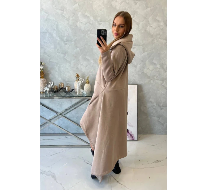 Zateplené šaty s delšími boky model 20648434 béžové - Kesi