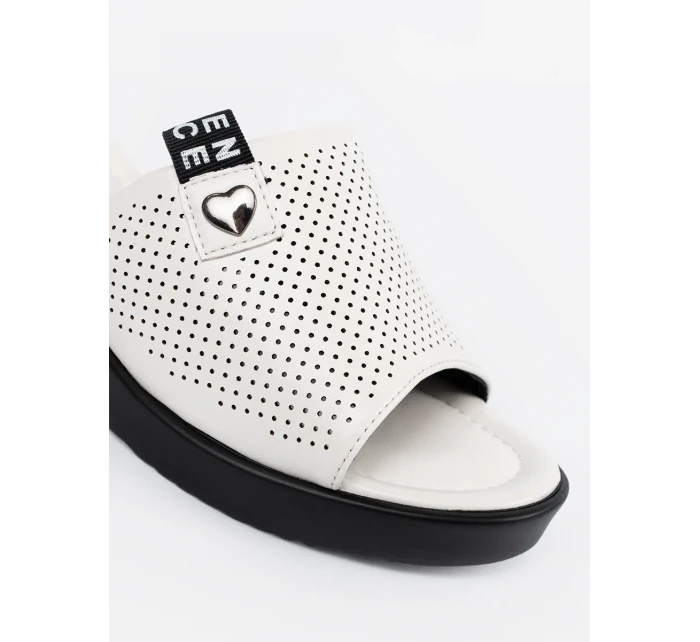 Luxusní dámské  nazouváky bílé platforma