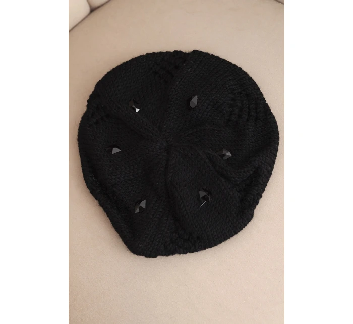 Dámská zimní čepice vlněná s ozdobnými krystalky K459 černá Dámská zimní čepice vlněná s ozdobnými krystalky K459 černá