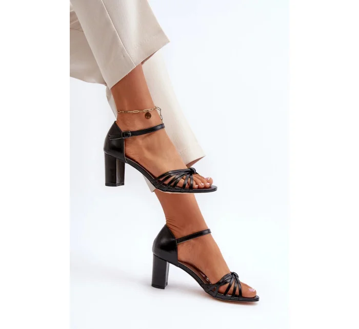 Sandály na podpatku 24SD98-6765 černé - Step in style