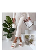 Klapky na platformě model 227252 Solea