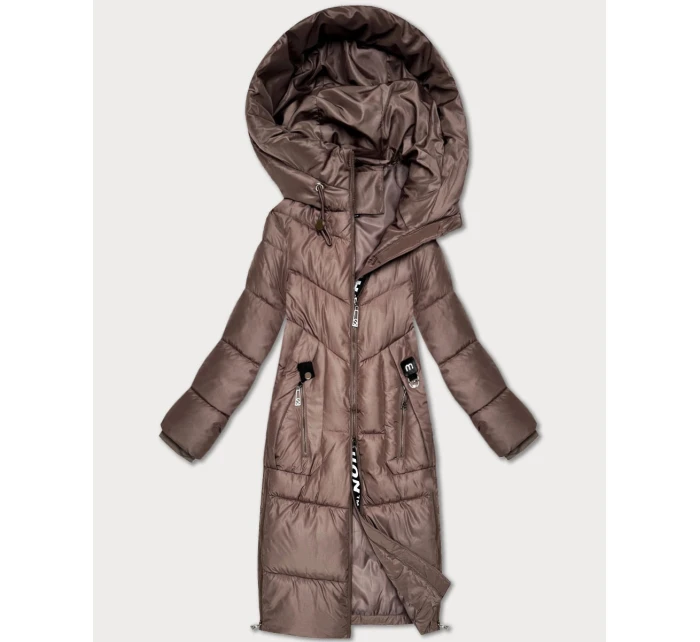 Hnědá zimní vypasovaná bunda v délce do poloviny stehen S'West (B/R8535-48) Hnědá zimní vypasovaná bunda v délce do poloviny stehen S'West (B/R8535-48)
