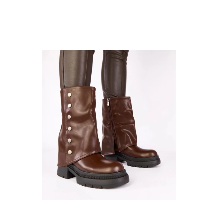 Boty na široké podrážce model 222354 Solea Boty na široké podrážce model 222354 Solea