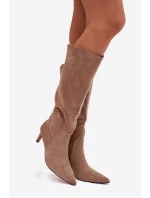 Dámské kozačky na podpatku zateplené z eco semiše tmavě béžové Arelisse Dámské kozačky na podpatku zateplené z eco semiše tmavě béžové Arelisse