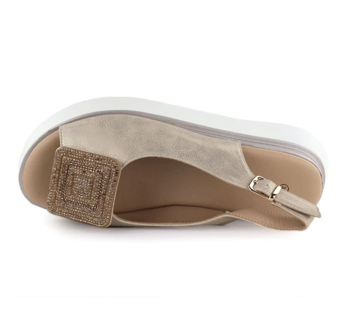 Dámské sandály na silné zlaté platformě model 22015147 - Potocki