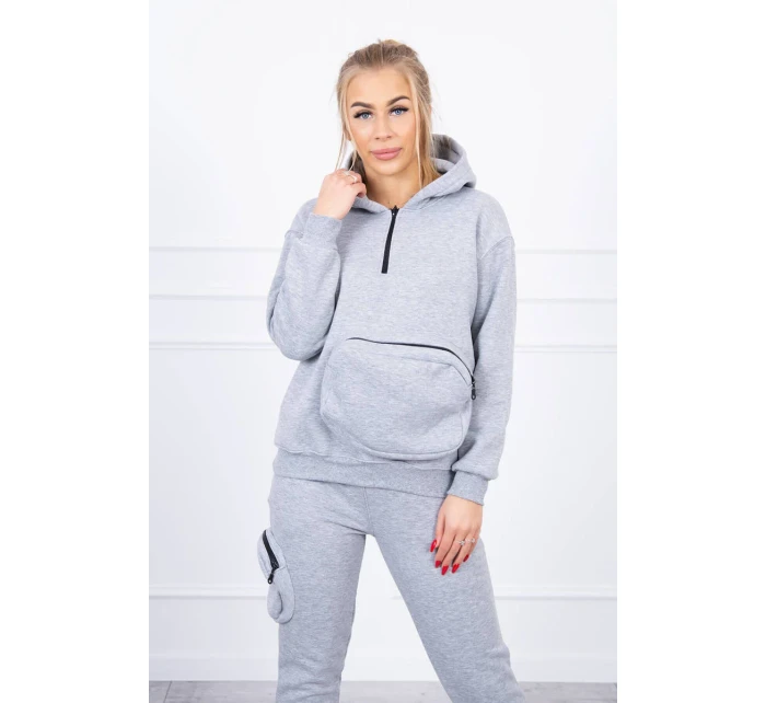 Izolovaná sada s ozdobnou kapsou šedá