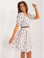 Sukienka LK SK model 19915425 biało brązowy - FPrice Sukienka LK SK model 19915425 biało brązowy - FPrice