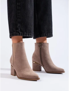 Krásné  kotníčkové boty dámské hnědé płaski